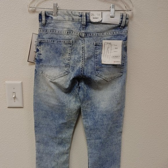 SOUTHPOLE SKINNY JEANS NWT SIZE 29X30 - Picture 2 of 9